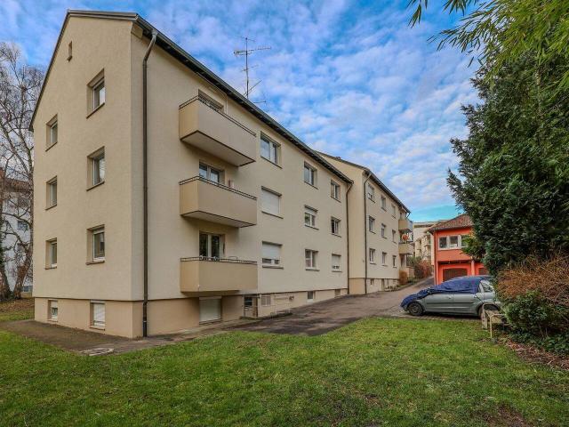Großzügige 1 Zimmer Wohnung mit separater Küche perfekt zum Einziehen odere als Kapitalanlage