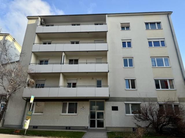 Großzügige 3 Zimmer Wohnung mit Loggia und Garagenplatz in top Lage in Eisenstadt