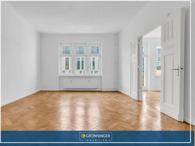 Großzügige 3 Zimmer Altbauwohnung mit Lift und zwei Balkonen ideal für Paare und Singles!