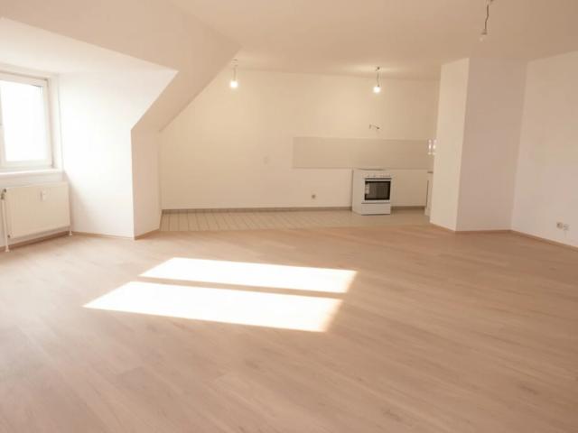 Großzügige 3 Zimmer DG Neubauwohnung zwischen Matzleinsdorfer Platz und Waldmüllerpark