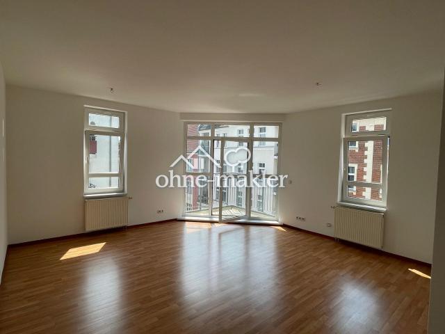 Großzügige 3 Zimmer Eigentumswohnung mit Balkon * provisionsfrei