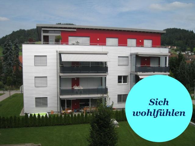 Grosszügige 3.5 Gartenwohnung an zentraler Lage