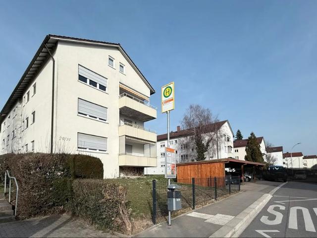 Großzügige 3,5 Zimmer Erdgeschosswohnung in ruhiger Lage