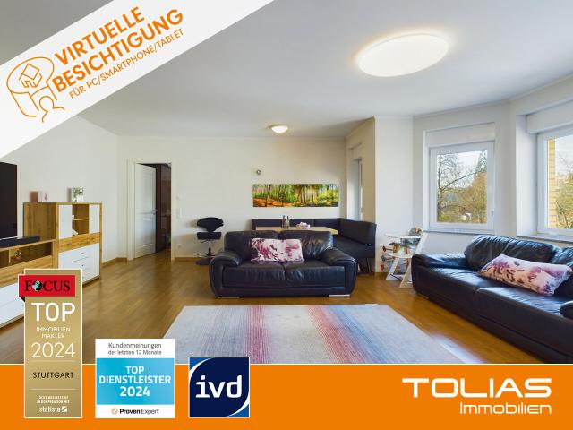 Großzügige 3,5 Zimmer Wohnung mit erneuerbaren Energien, Terrasse, Balkon, Aufzug, zwei Stellplätzen