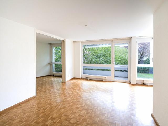 Grosszügige 3.5 Zimmerwohnung mit Balkon an attraktiver Lage
