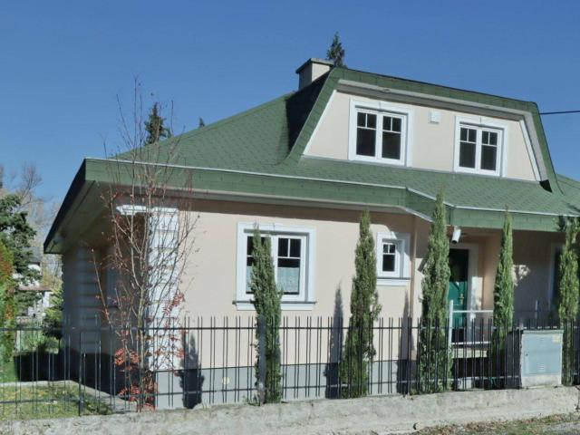 Großzügige Villa mit gepflegtem Garten