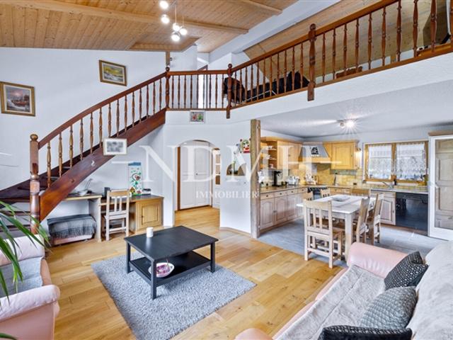 Großzügige Villa mit großzügigen Volumina, mit Garage und Werkstatt von 137 m²