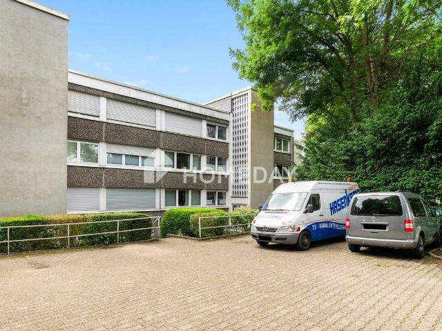 Großzügige Wohnung mit Potenzial 4 Zimmer Wohnung mit Balkon, Garage und flexibler Raumaufteilung