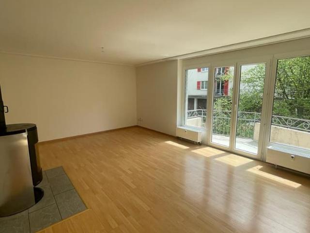 Grosszügige Wohnung