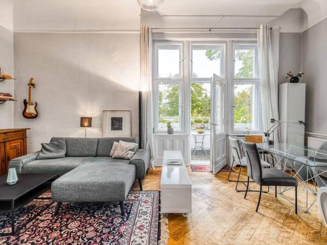 Großzügige Altbauwohnung nahe Kurfürstendamm perfekt für Familien oder als Wohngewerbe