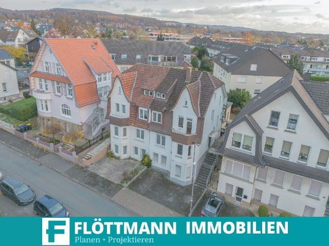 Großzügige Altbau Doppelhaushälfte in begehrter Lage Bad Salzuflens!