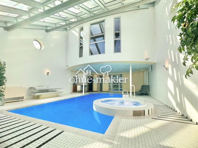 Großzügige Architekten Villa mit Pool, Sauna und PV