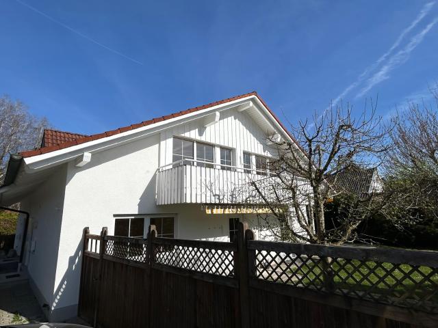 Großzügige DHH in ruhiger, sonniger Lage