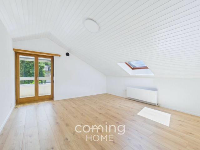 Grosszügige Duplex Attikawohnung in Susten mit sonniger Bergsicht