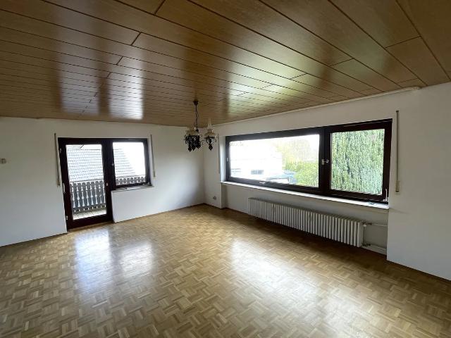Großzügige Erdgeschosswohnung mit separatem Appartement in Ittenbach