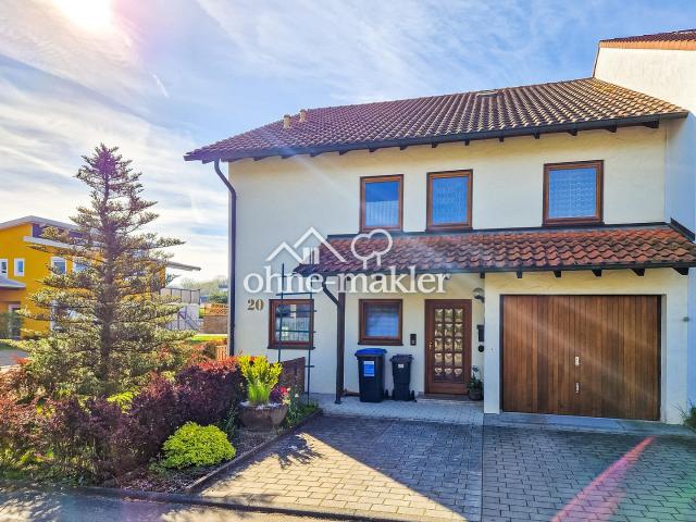 Großzügige, familienfreundliche Doppelhaushälfte mit Garage & sonnigem Garten