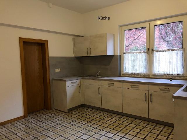 Großzügige, gepflegte 4 Zimmer Wohnung in Leese zu vermieten