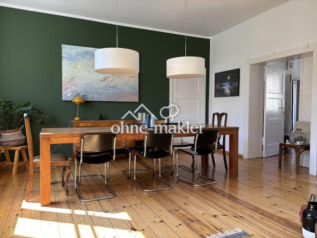 Rheingauviertel: Großzügige und helle Wohnung