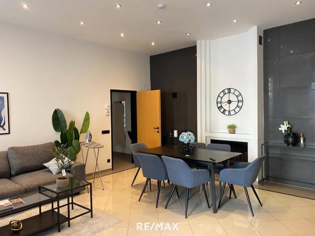 Großzügige hofseitige 3,5 Zimmer Altbau Terassenwohnung