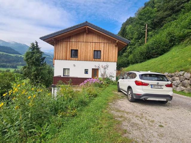 Großzügige Immobilie mit viel Potenzial und traumhafter Aussicht!