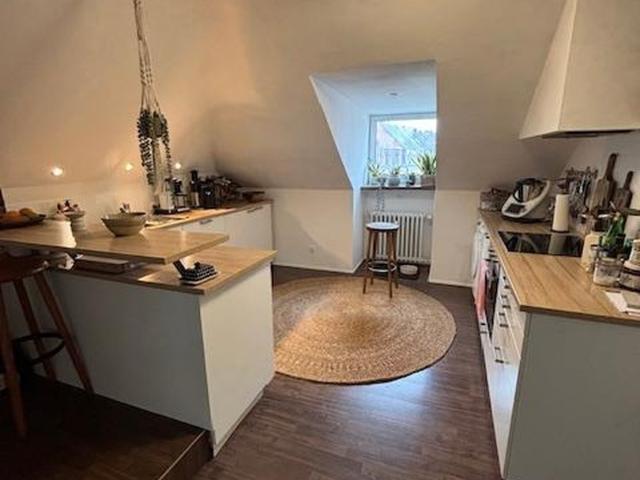 Großzügige individuelle Wohnung in Ehrenfeld mit hochwertiger Einbauküche