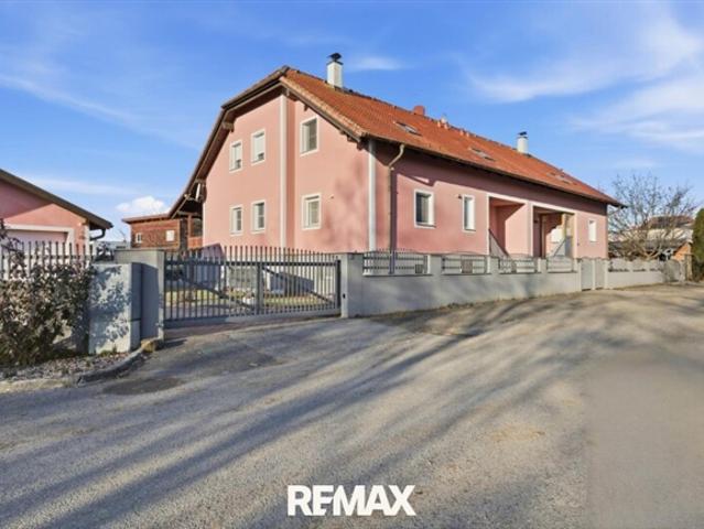 Großzügige Liegenschaft mit Garten, Garage & Terrasse!