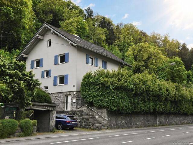 Großzügige Liegenschaft mit zwei Wohneinheiten und 1.513m² Grundstücksfläche in Feldkirch Tisis