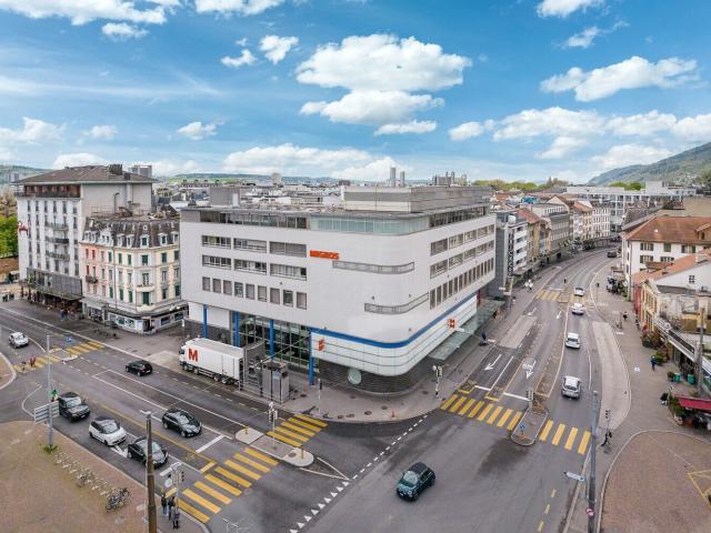 Grosszügige Mietfläche mit zusätzlicher Terrasse 160m2 in Biel zu vermieten | dreamo. Ch