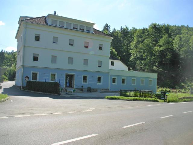 Großzügiges Beherbergungsgebäude bzw. Zinshaus in BAD GLEICHENBERG