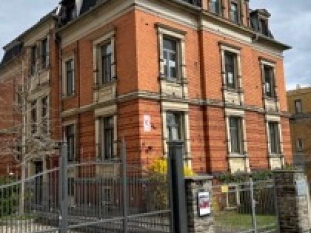 Großzügiges Büro in Jugendstilvilla im Stadtzentrum zu vermieten