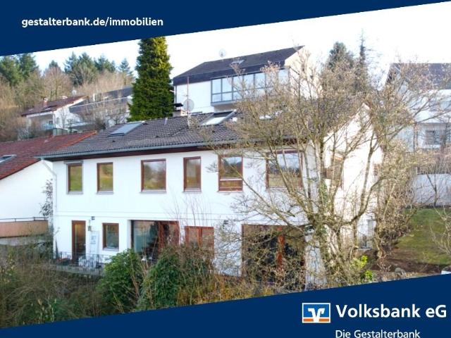 Großzügiges Ein bis Zweifamilienhaus mit toller Aussicht in ruhiger Lage von Lauf