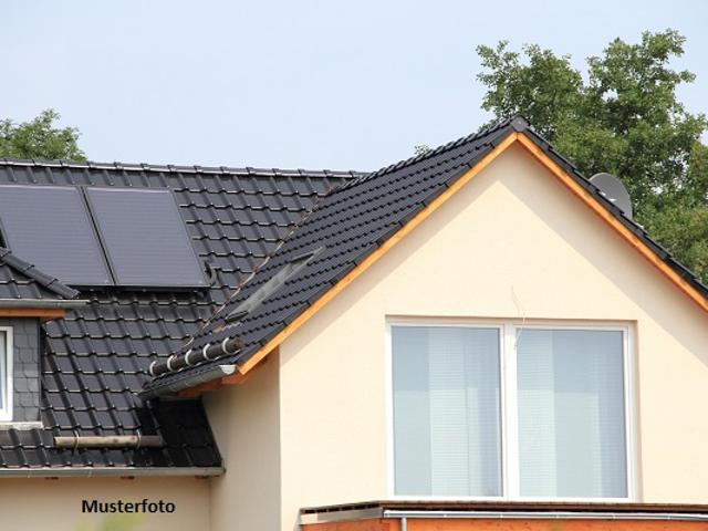 Großzügiges Einfamilienhaus mit Terrasse