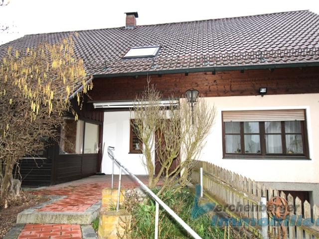 Großzügiges Einfamilienhaus mit Garten in Niederviehbach