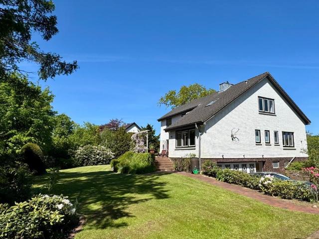 Großzügiges Einfamilienhaus in naturverbundener Lag