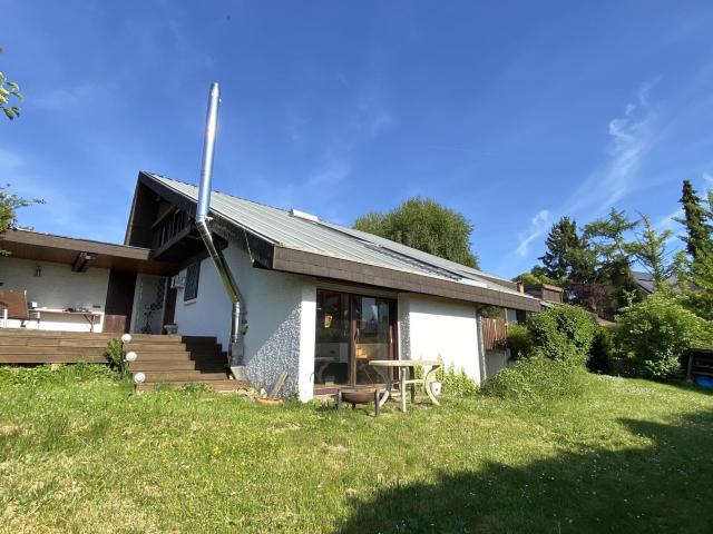 Großzügiges Familiendomizil mit Panoramablick über Talheim