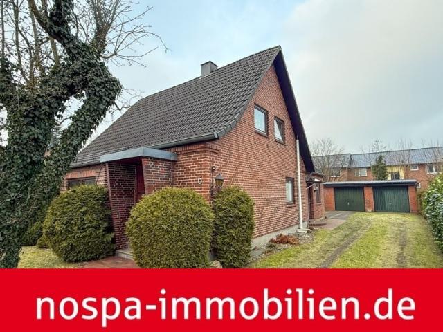Großzügiges Familienglück! Modernisiertes Einfamilienhaus mit Doppelgarage und Teilkeller