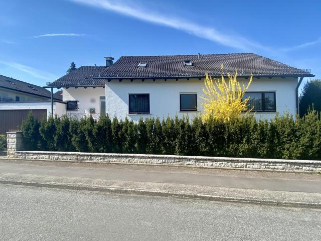 Großzügiges Haus für die ganze Familie in bester Lage