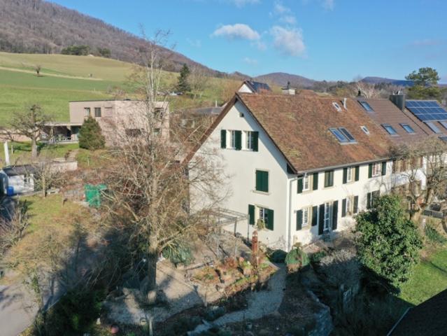 Grosszügiges Haus mit historischem Flair und 2 Studios