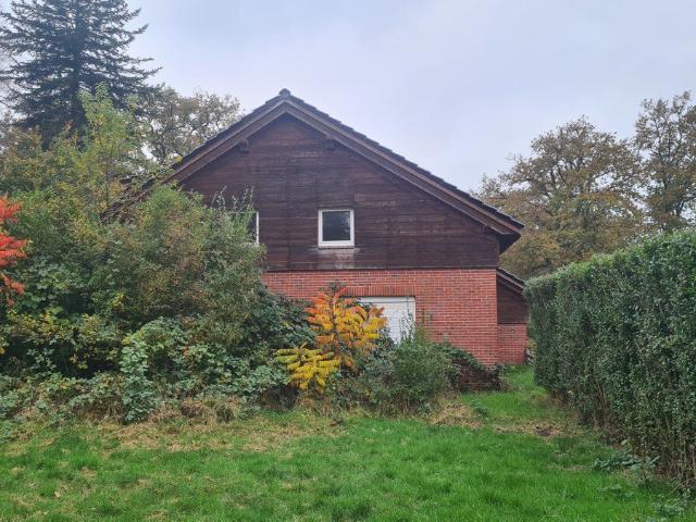Großzügiges Landhaus auf ca. 6815 m² mit Weide u Wiesenfläche direkt am Haus