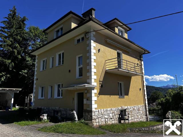 Großzügiges Mehrfamilienhaus auf teilbarem Grundstück am Wörthersee