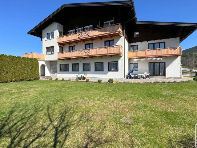 Großzügiges Mehrfamilienhaus in Alleinlage mit Panorama