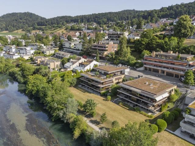 Grosszügiges Wohnen mit Terrasse und Potenzial für ein weiteres Zimmer