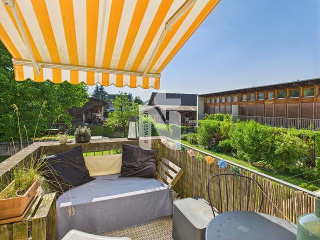Grosszügiges Wohnen auf drei Etagen mit Gemeinschaftsgarten, Balkon und Tiefgaragenparkplatz | dreamo. Ch