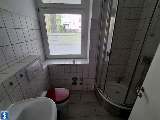 Großzügiges Wohnglück in Adorf: Viel Platz, zwei Bäder & sonnige Loggia!