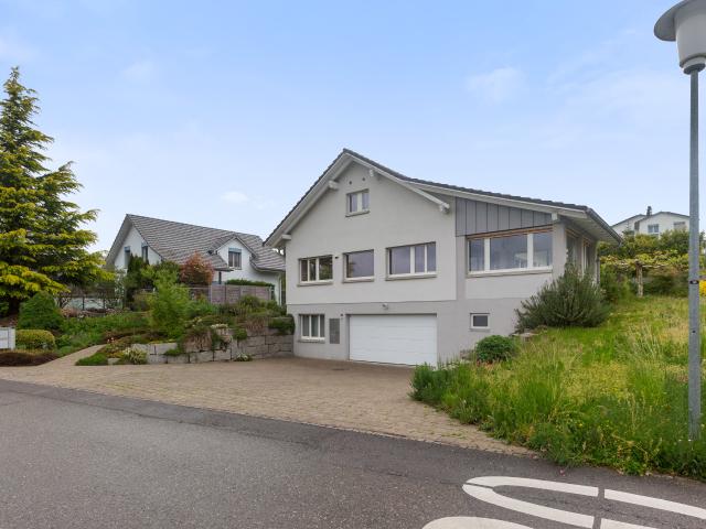 Grosszügiges Zuhause im Grünen