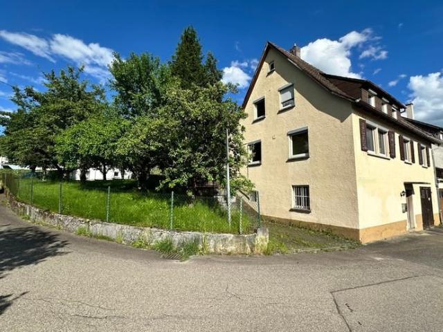 GROSSZÜGIGES ZWEIFAMILIENHAUS IN SULZBACH LAUFEN!
