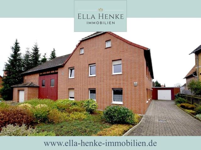 Großzügiges Zweifamilienhaus mit Scheune und Garten Vielseitig nutzbar und Platz für Ideen.