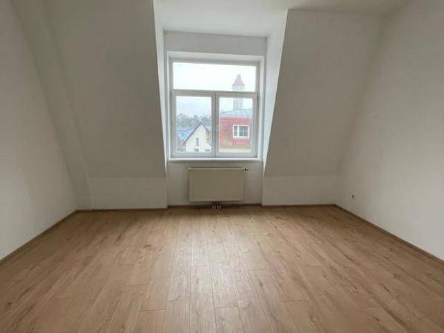 großzüige 2 Zimmer Wohnung zur Miete in guter Lage von Fischamend