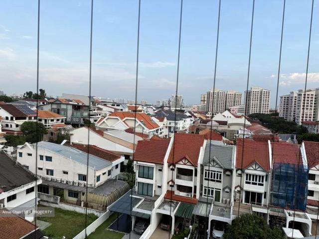 Grosvenor View D14, Condominium