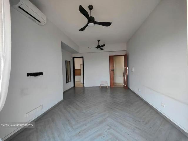 Grosvenor View D14, Condominium